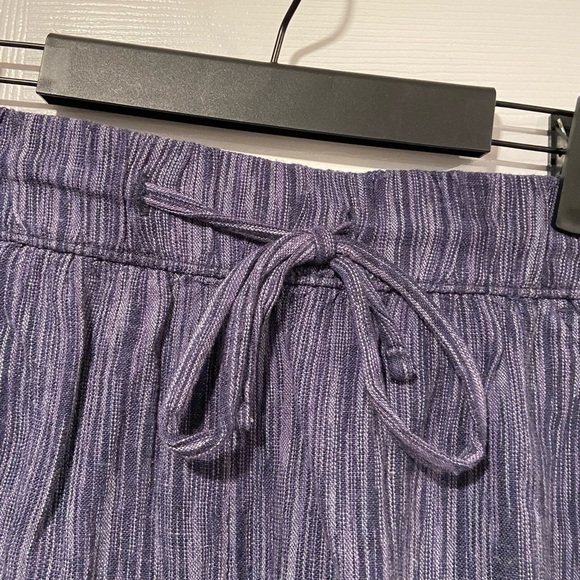 NWT Time & Tru Size S Blue Linen Blend Comfy Pull On Drawstring Shorts Pockets - Picture 2 of 16